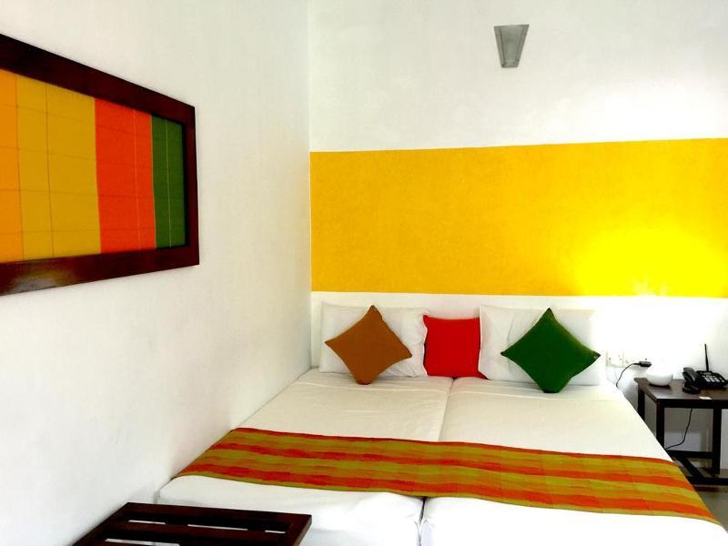 Amaranta Classic Retreat Bambaragaleyaya ภายนอก รูปภาพ